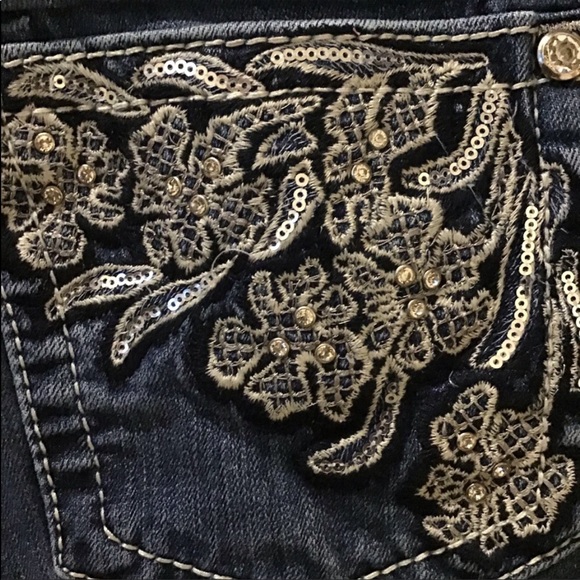 NWOT Miss Me CAPRI JP5668P Stretch Denim Dark Wash(DK 176) Embellished Pockets - Picture 9 of 10